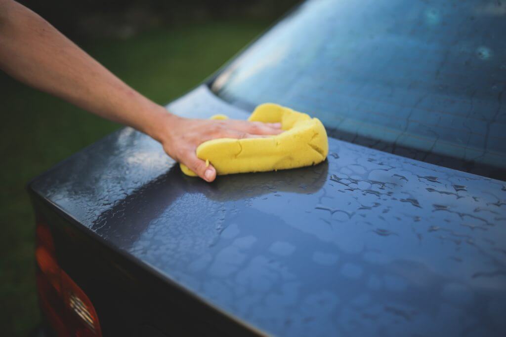 Car Washing and Detailing to Make Money During Nights and Weekends