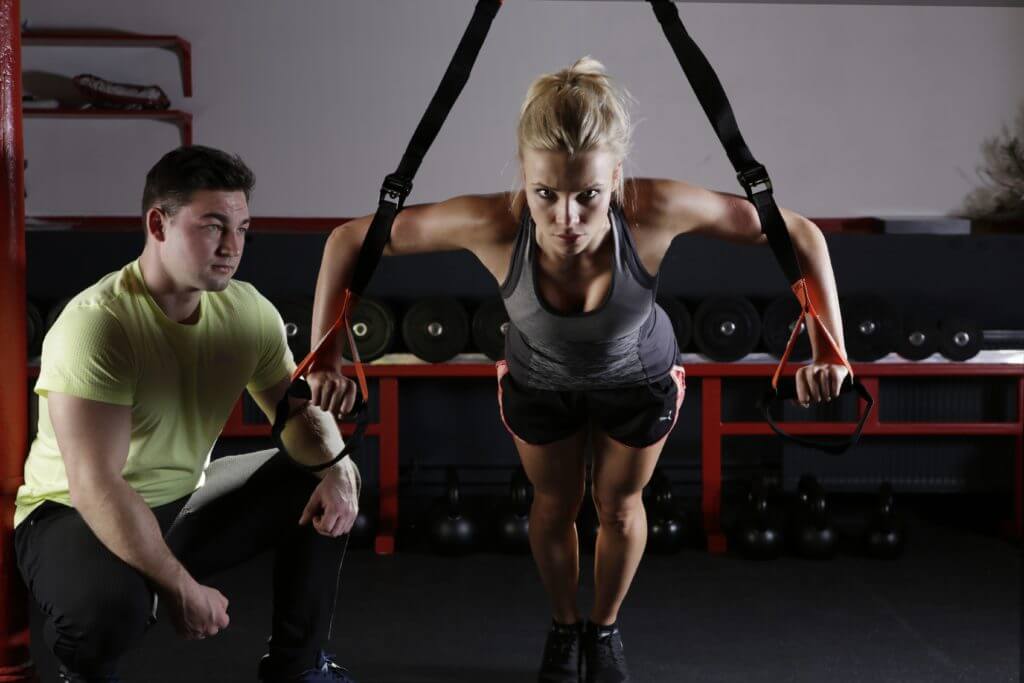 Personal Fitness Trainers as a Side Business (Graphic)